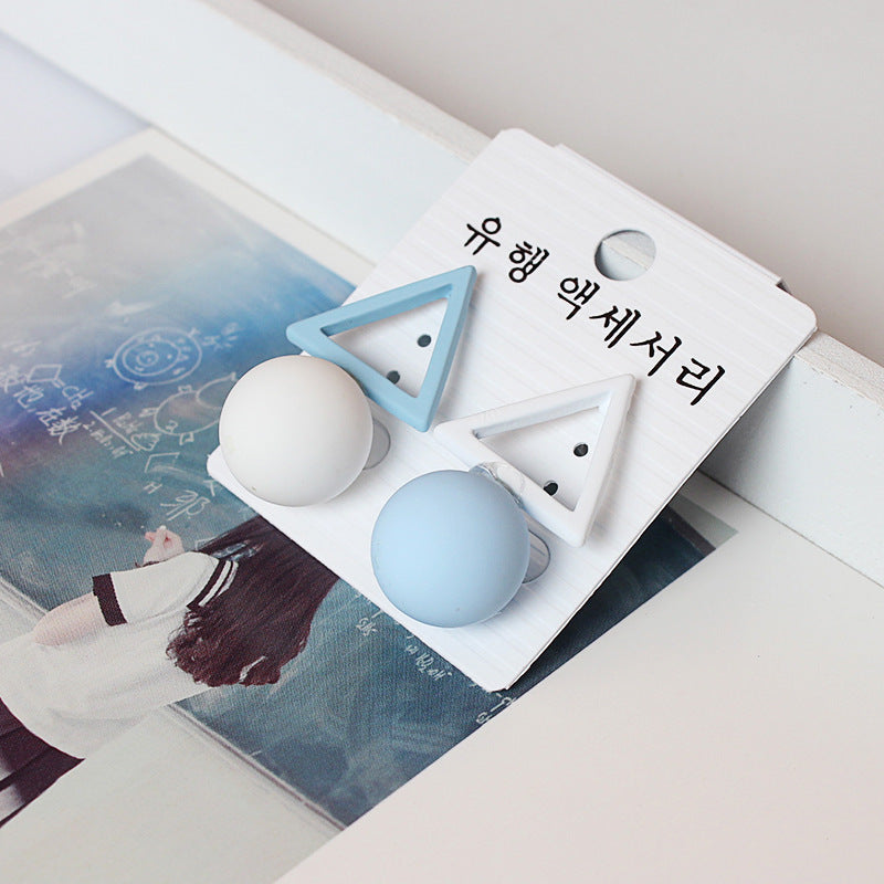 Triangle asymmetric stud earrings