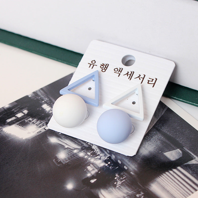 Triangle asymmetric stud earrings